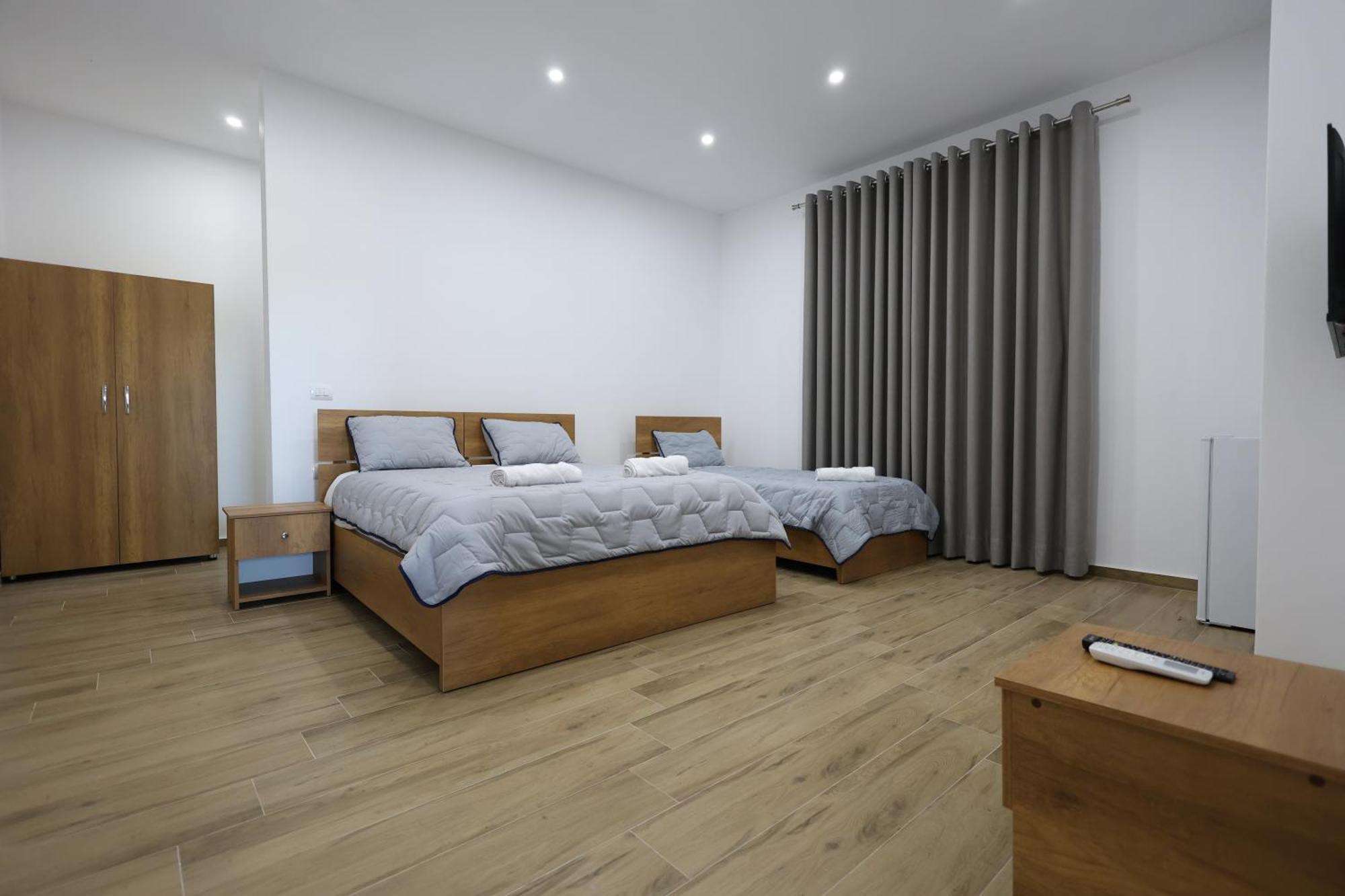 Guesthouse Aurel Berat Bagian luar foto