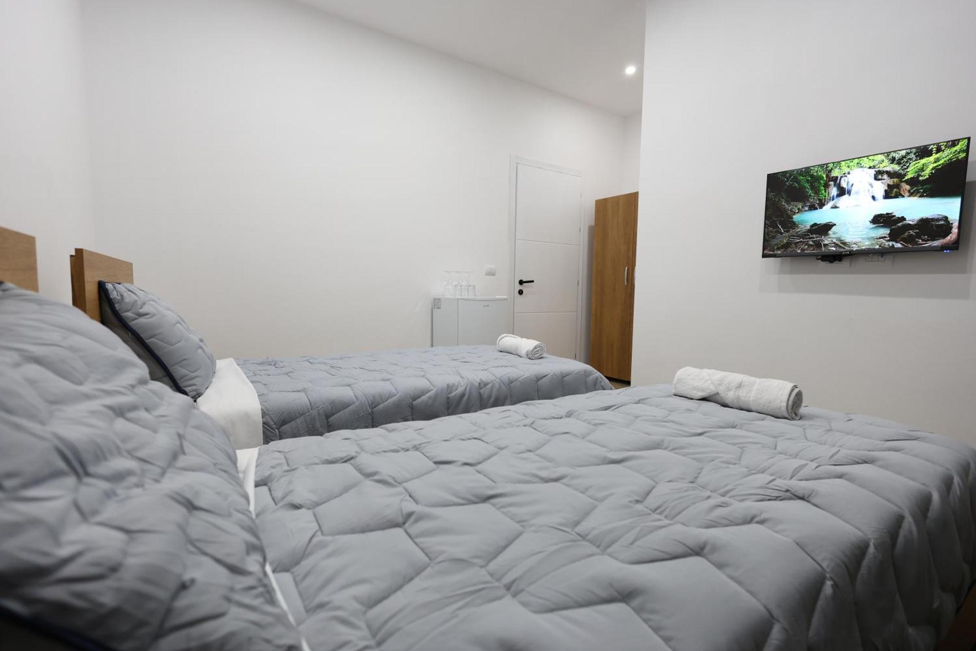 Guesthouse Aurel Berat Bagian luar foto