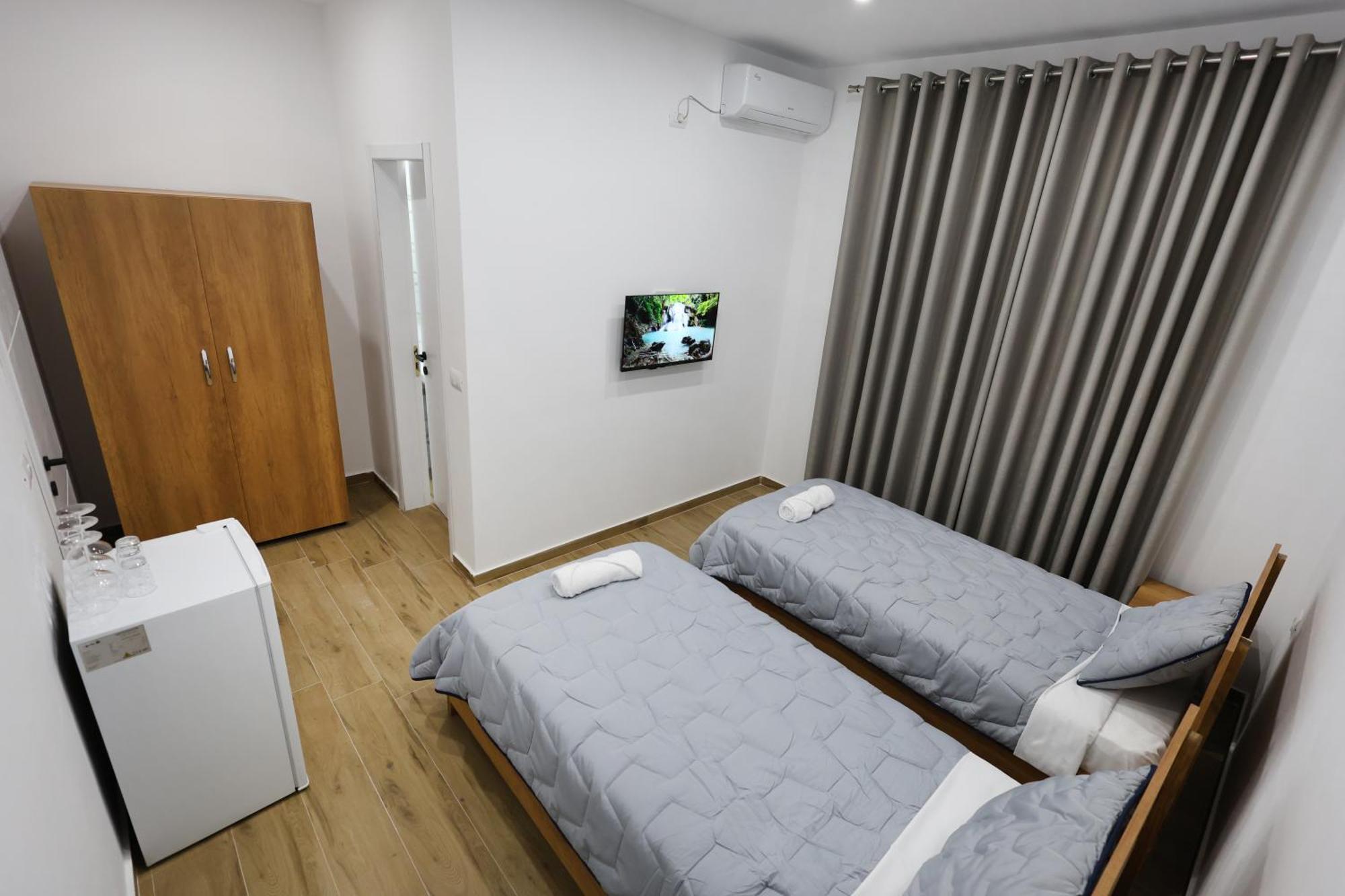 Guesthouse Aurel Berat Bagian luar foto